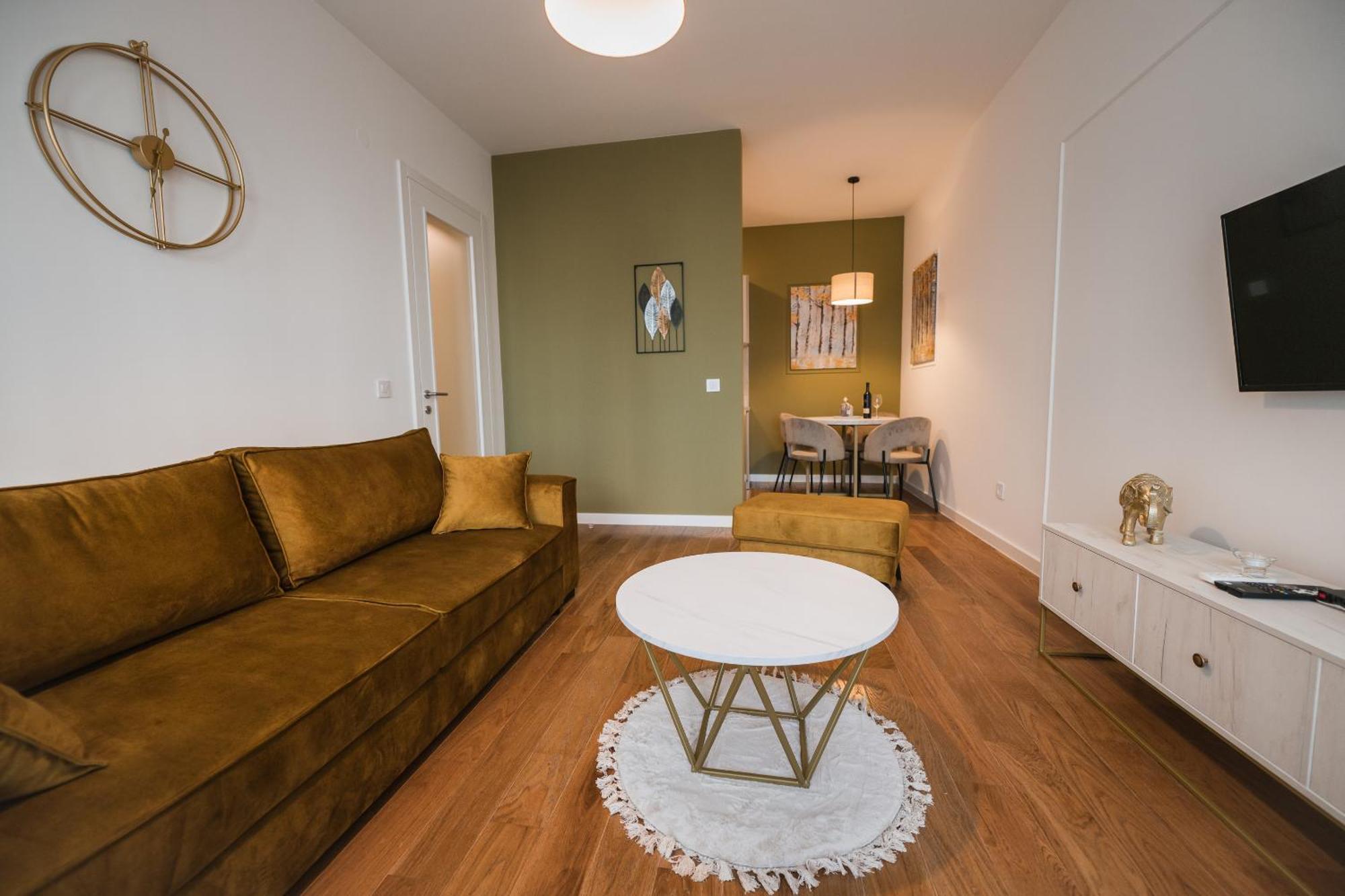 Apartman City Charm Баня-Лука Экстерьер фото